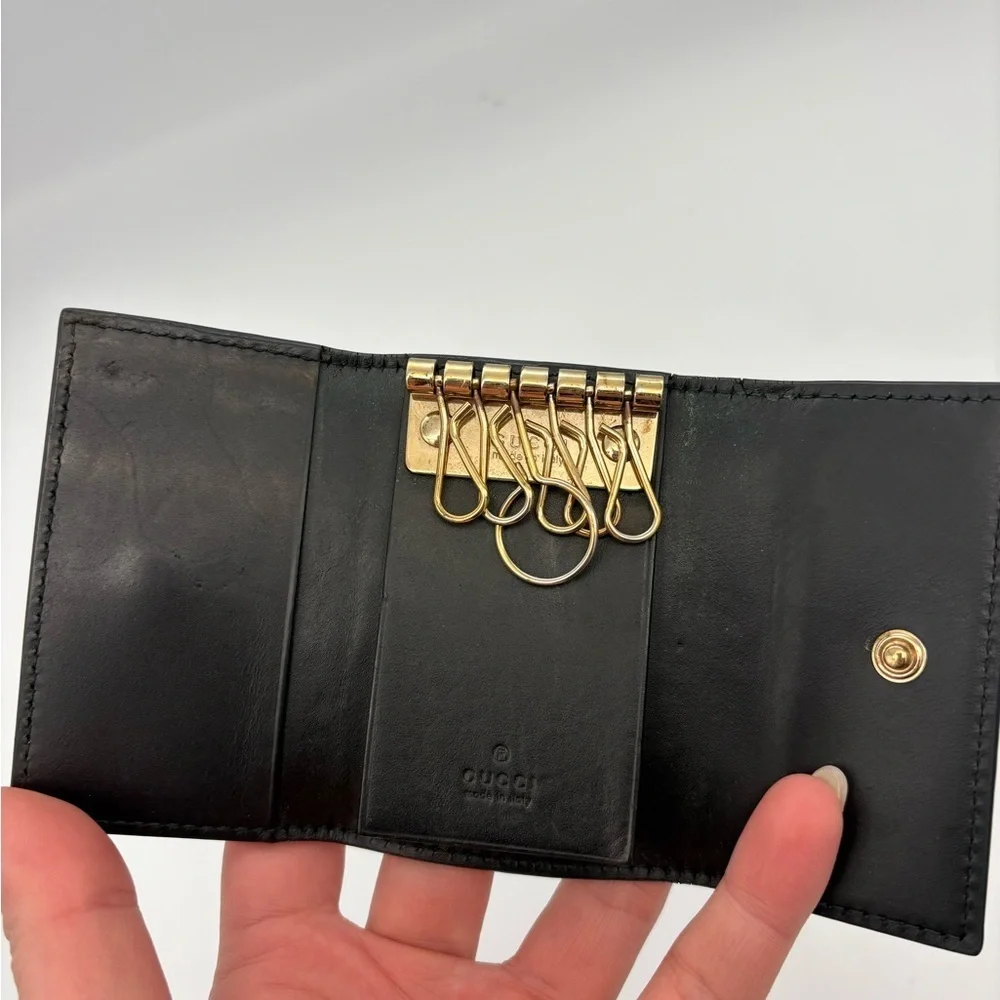 Gucci Black Leather Key Holder with Gold Hardware